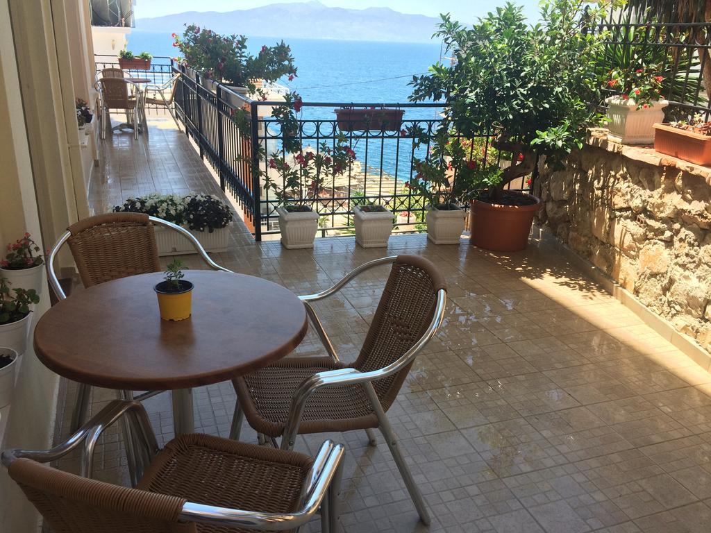 Berti Apartments Sarandë Exterior foto