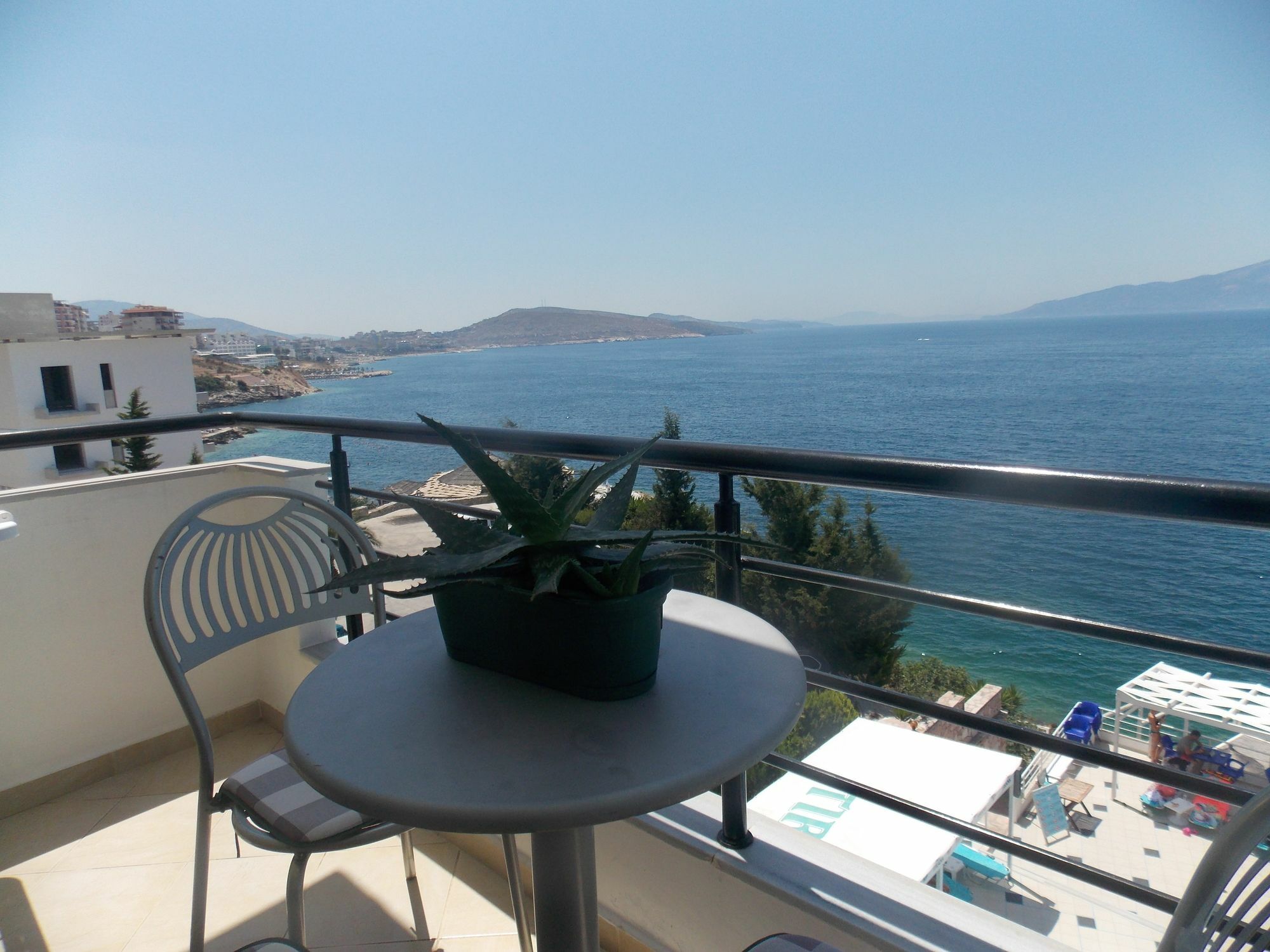 Berti Apartments Sarandë Exterior foto