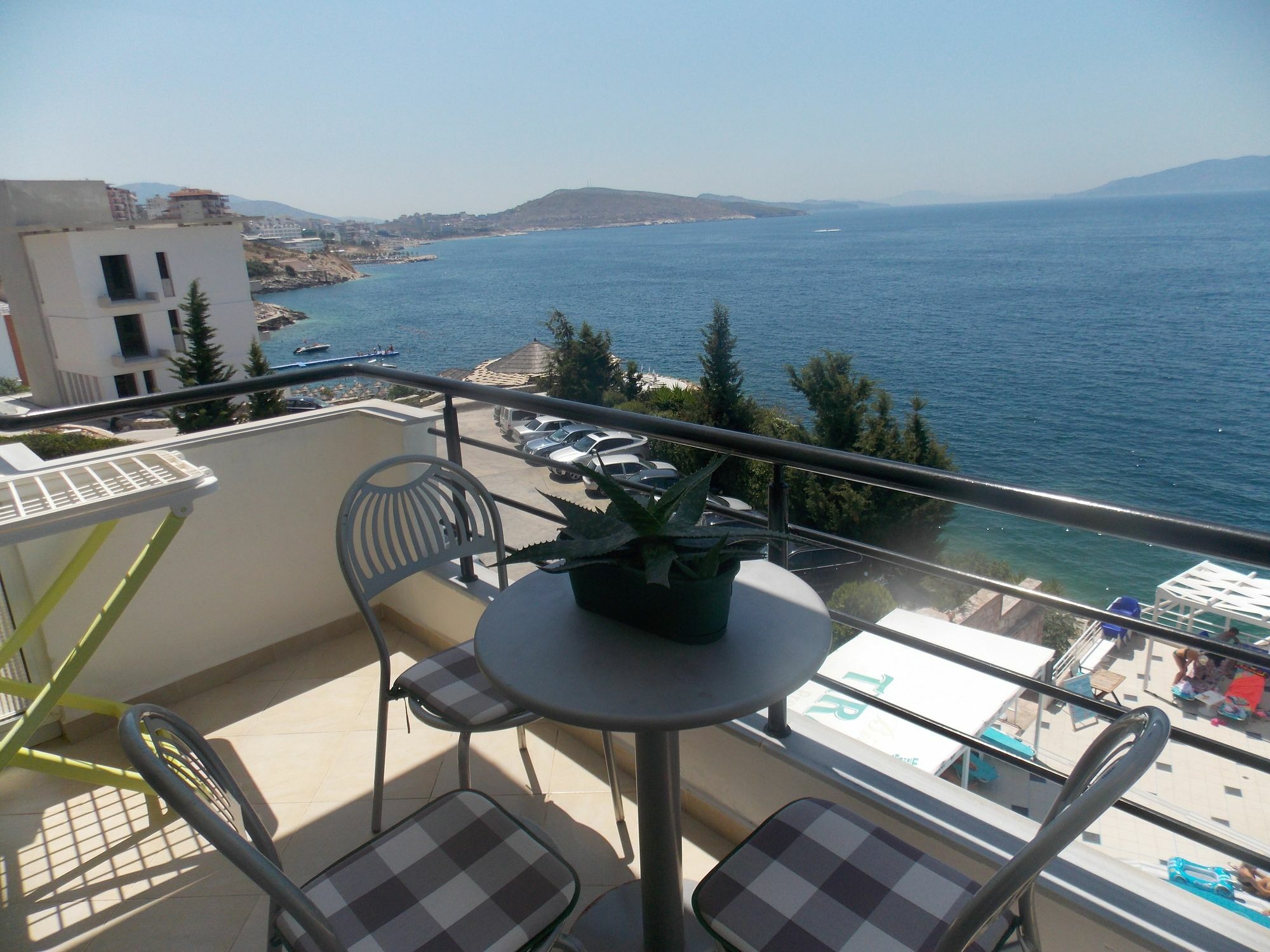 Berti Apartments Sarandë Exterior foto